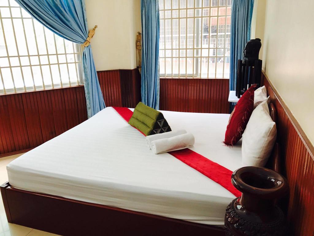Okay Guesthouse Phnom Penh Exteriör bild