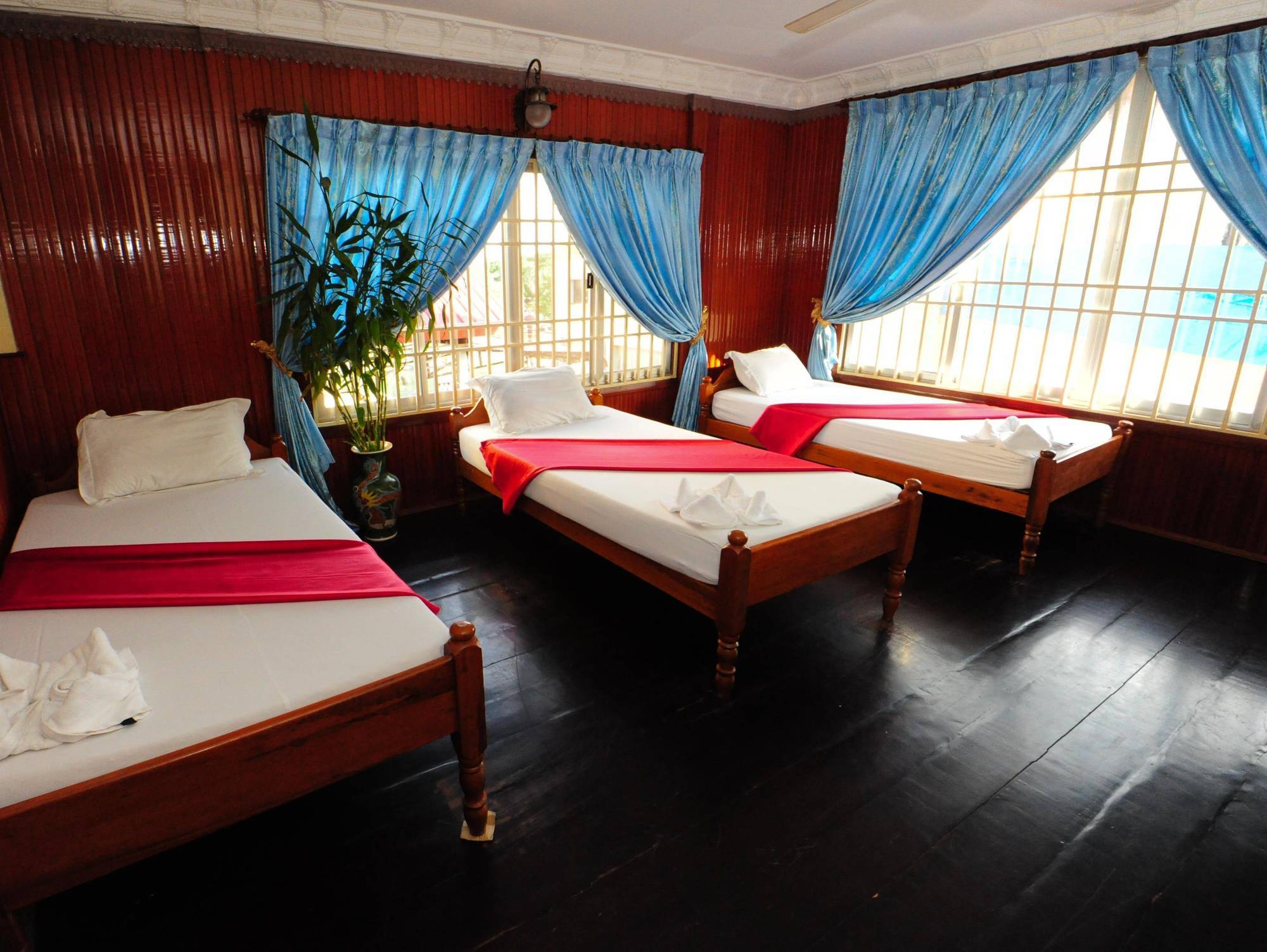 Okay Guesthouse Phnom Penh Exteriör bild